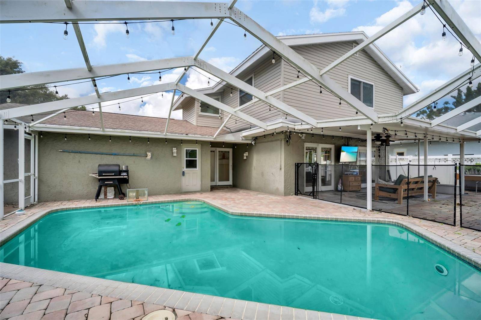 3992 ORCHARD HILL CIR, Palm Harbor, FL 34684