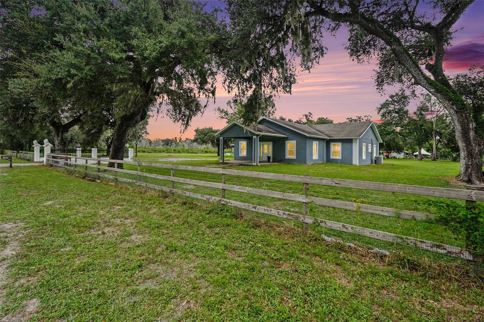 7040 LUMBERTON RD, Zephyrhills, FL 33540
