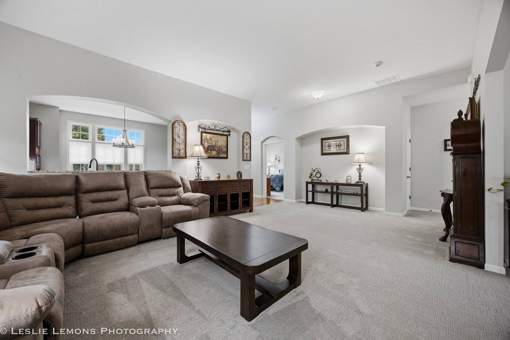 2929 Portage ST, Naperville, IL 60564
