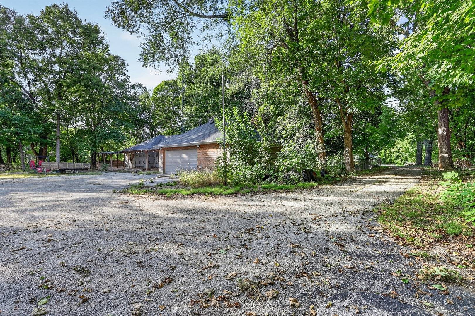 1080 W Jackson ST, Belvidere, IL 61008