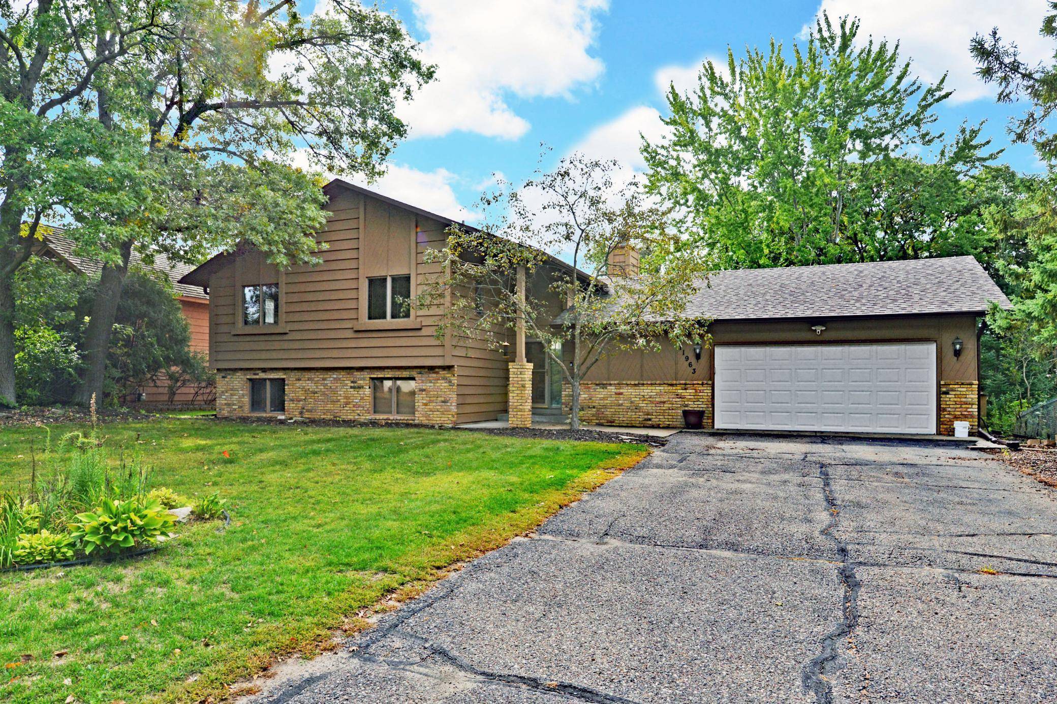 11963 Evergreen ST NW, Coon Rapids, MN 55448