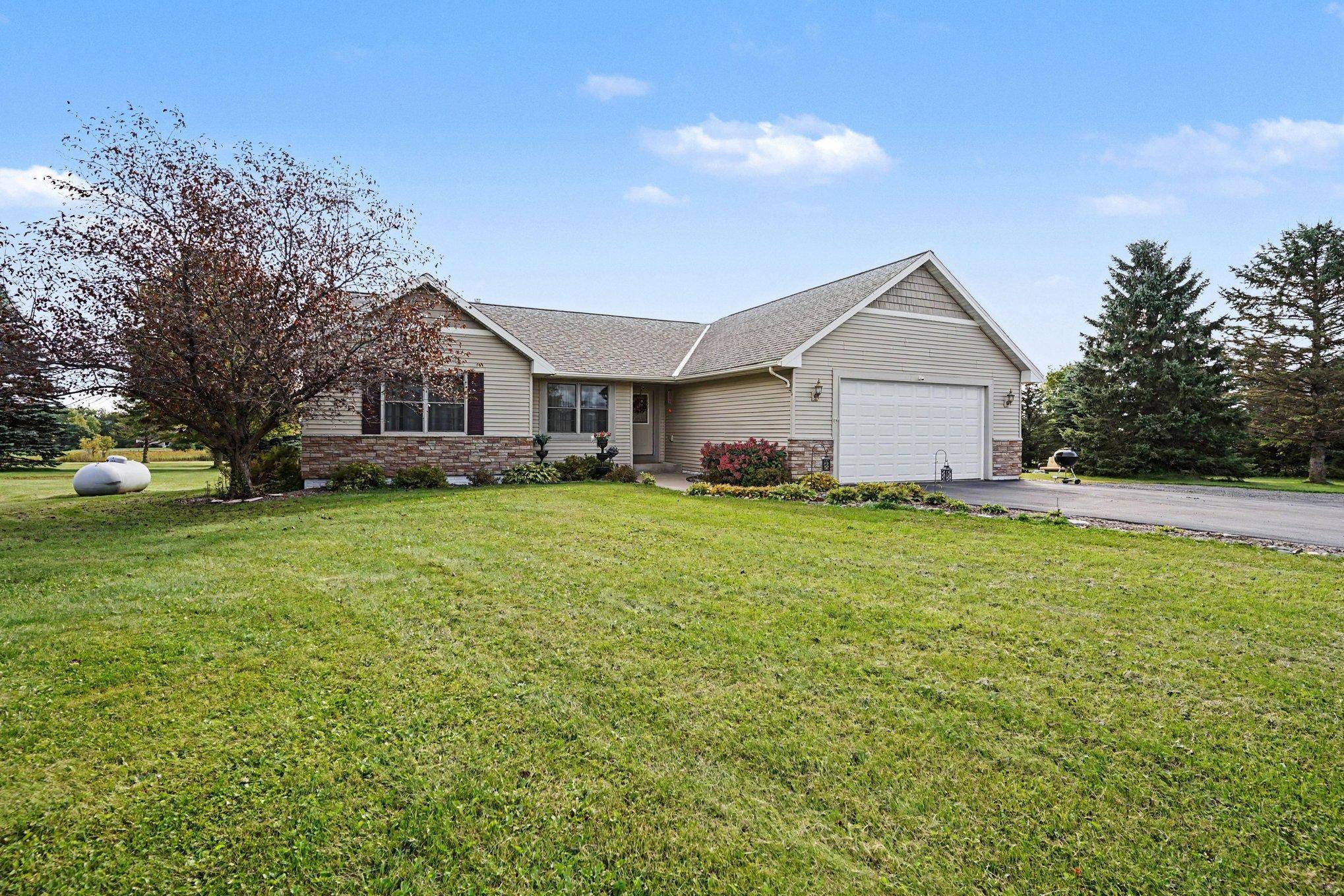 2241 122nd ST, New Richmond, WI 54017