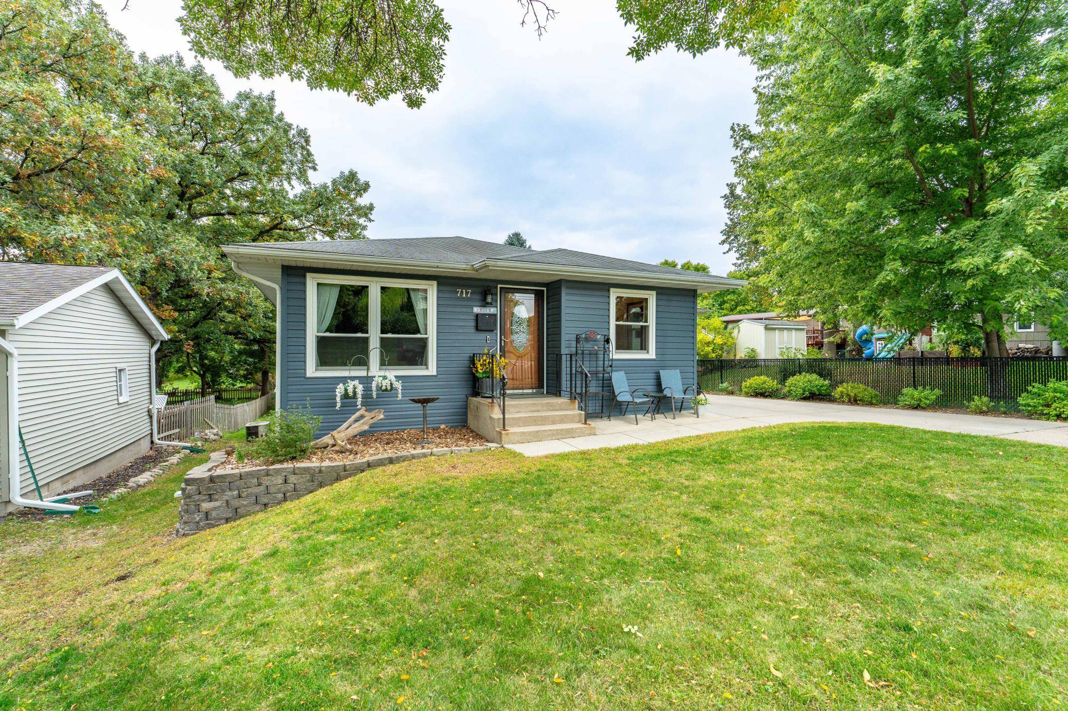 717 W Beech AVE, Fergus Falls, MN 56537