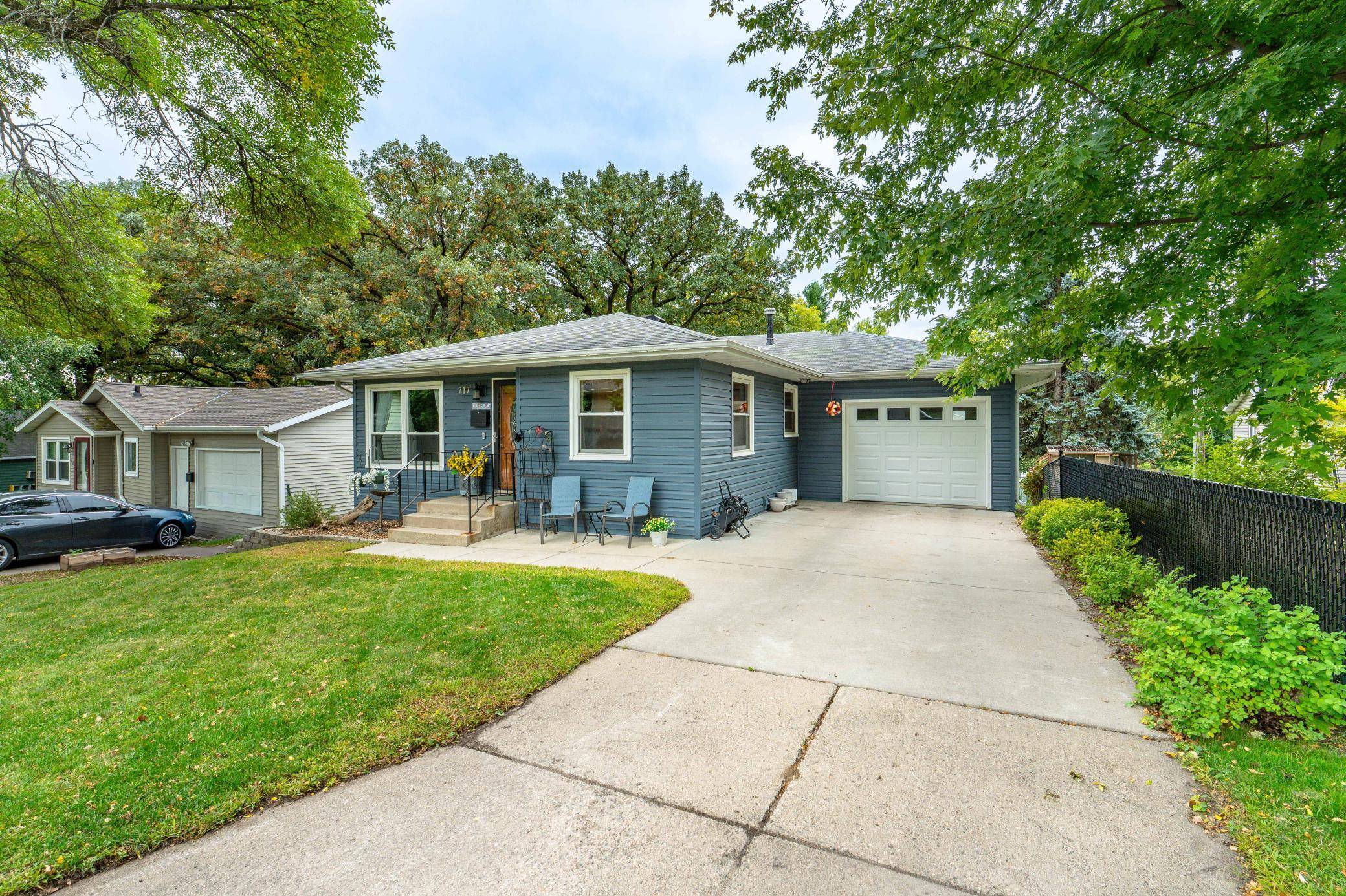 717 W Beech AVE, Fergus Falls, MN 56537
