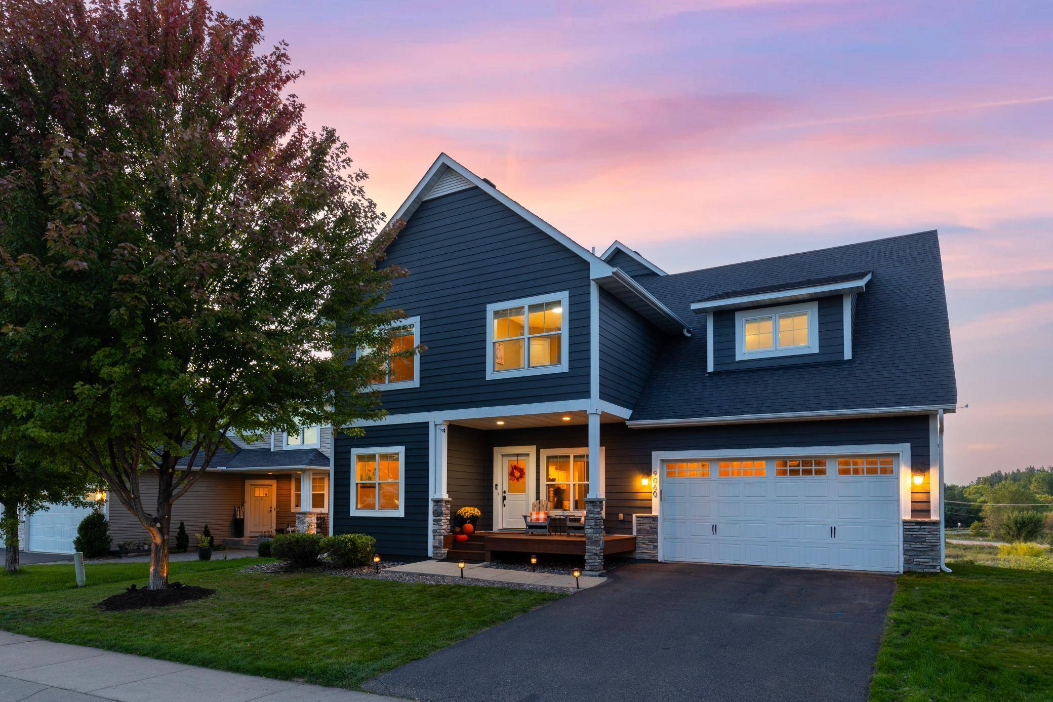 9060 Degler CIR, Chanhassen, MN 55317