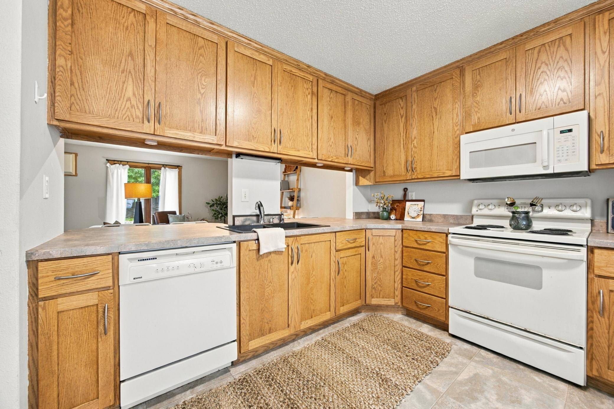 2637 29th AVE S, Moorhead, MN 56560