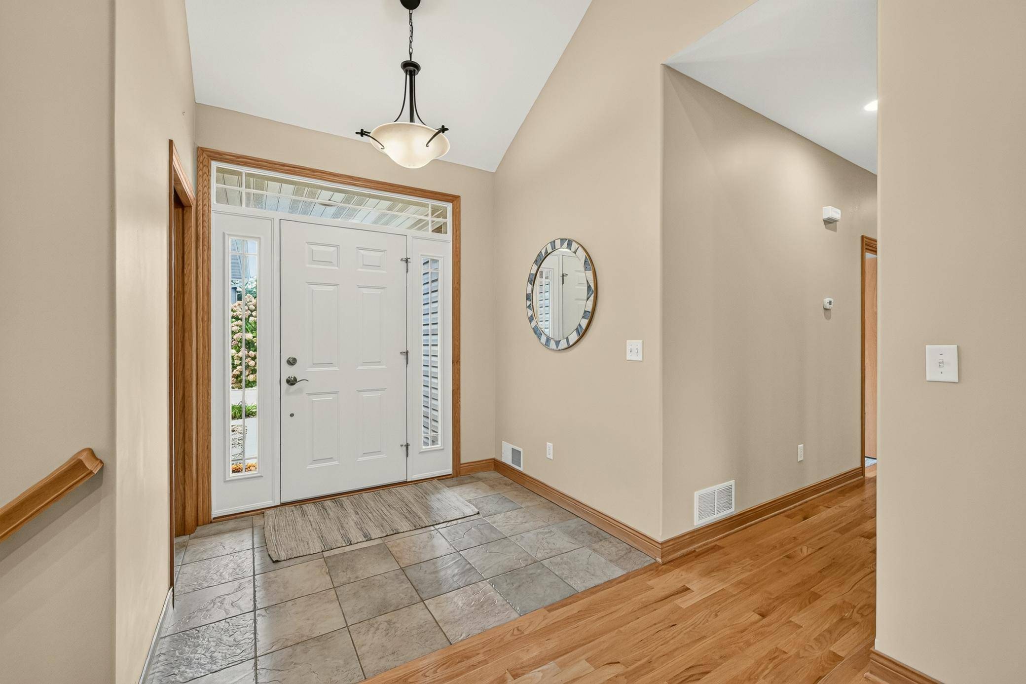 5048 Scenic View DR SW, Rochester, MN 55902