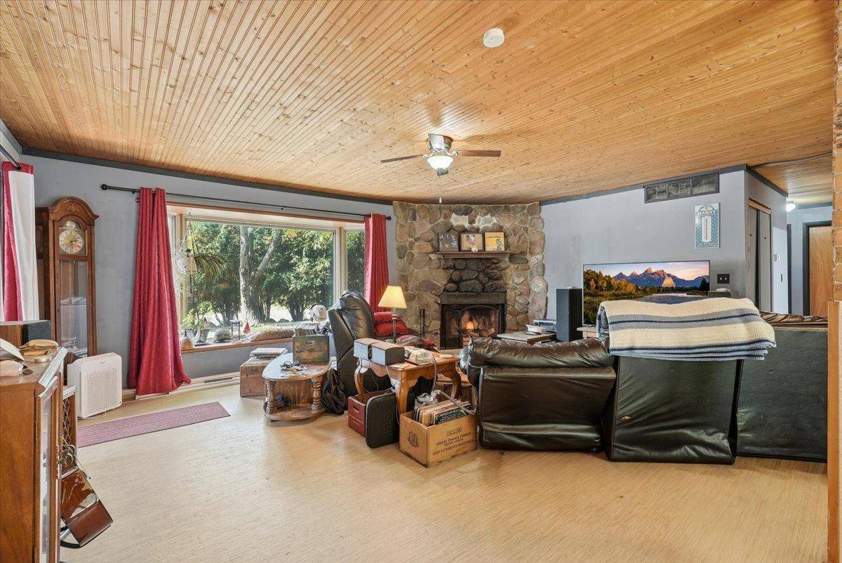 304 235th ST #A, Osceola, WI 54020