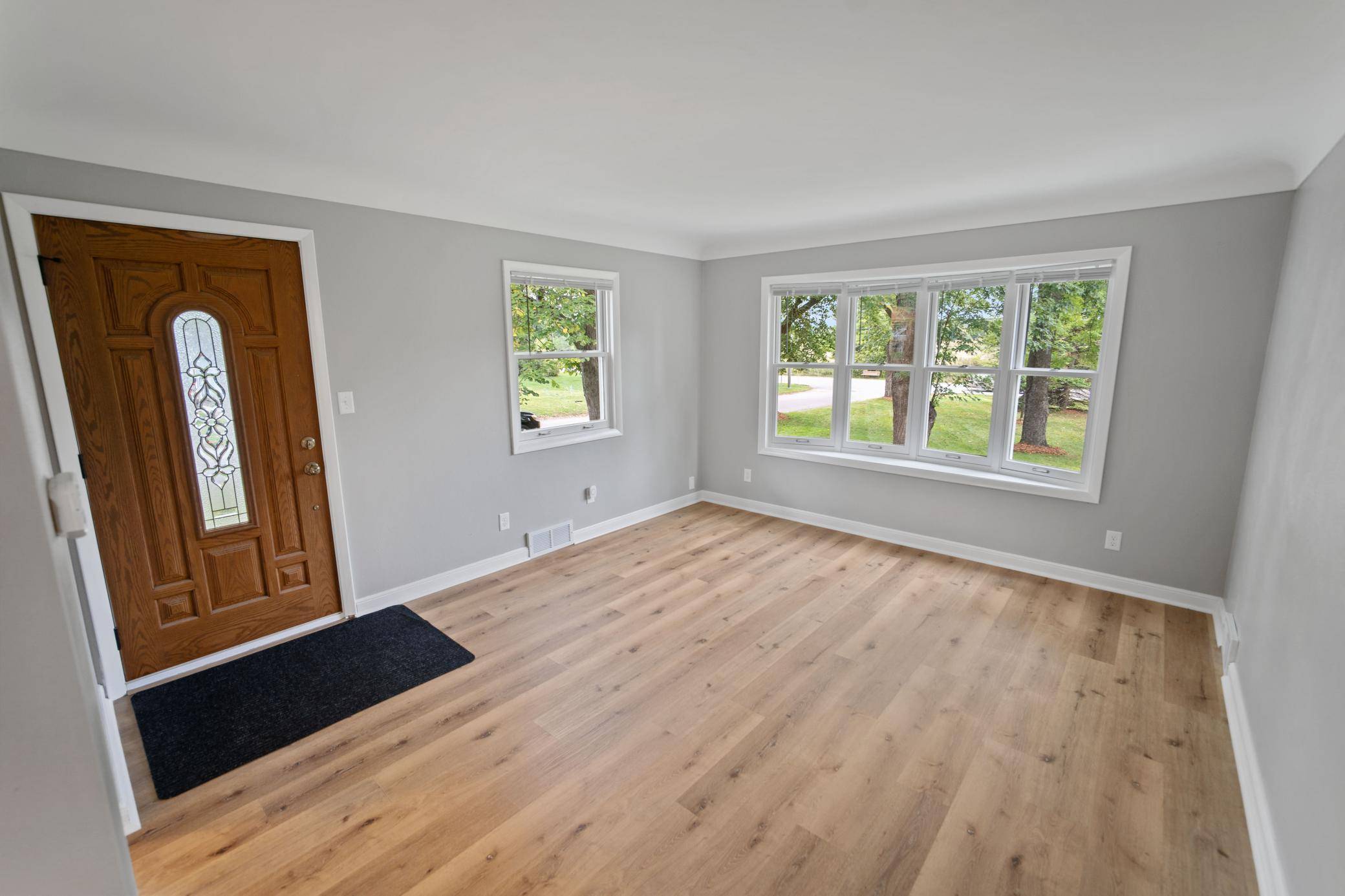 5118 Otter Lake RD, White Bear Lake, MN 55110