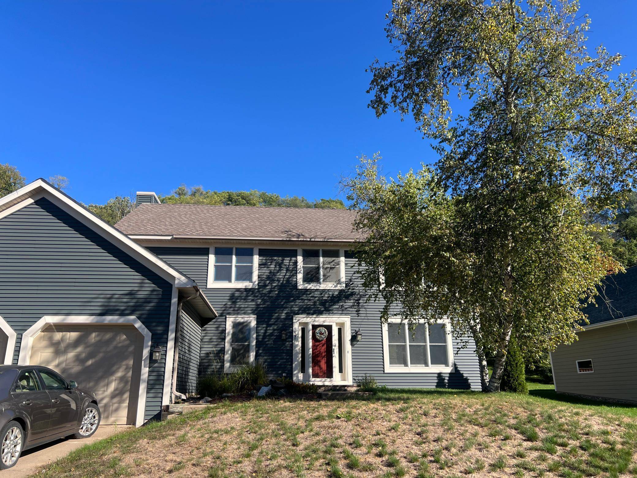 1497 Golf View DR, River Falls, WI 54022