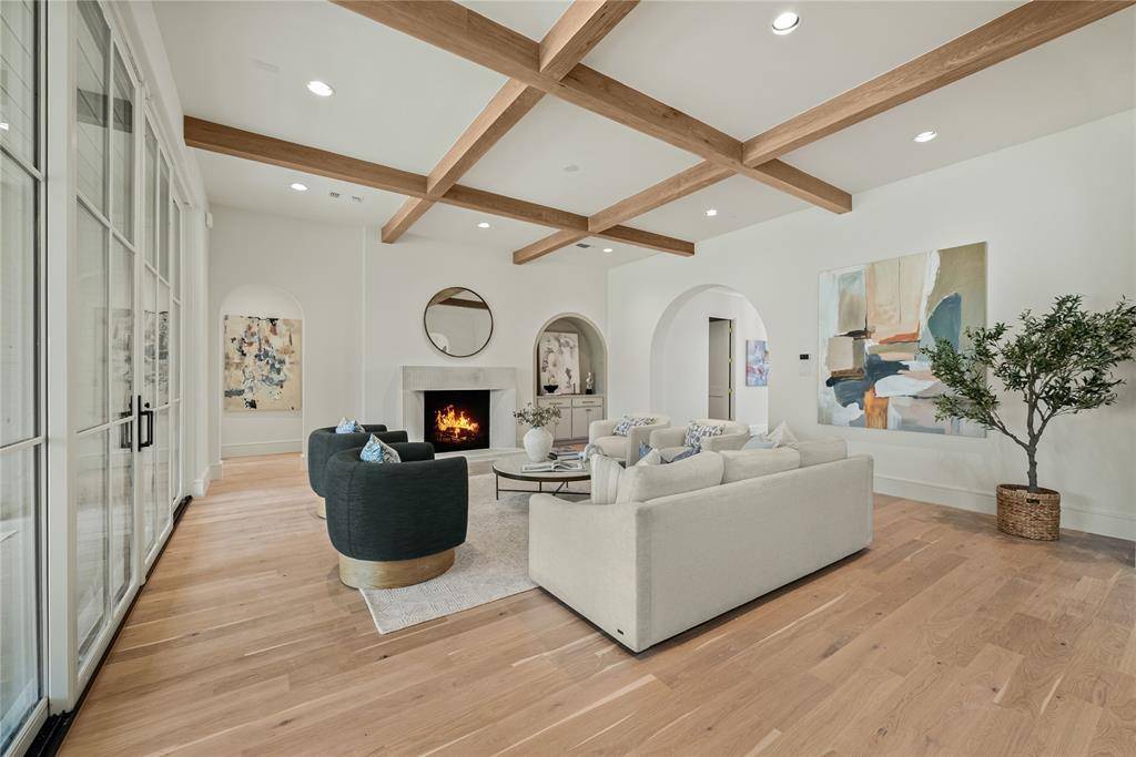4105 Dunhaven Road, Dallas, TX 75220
