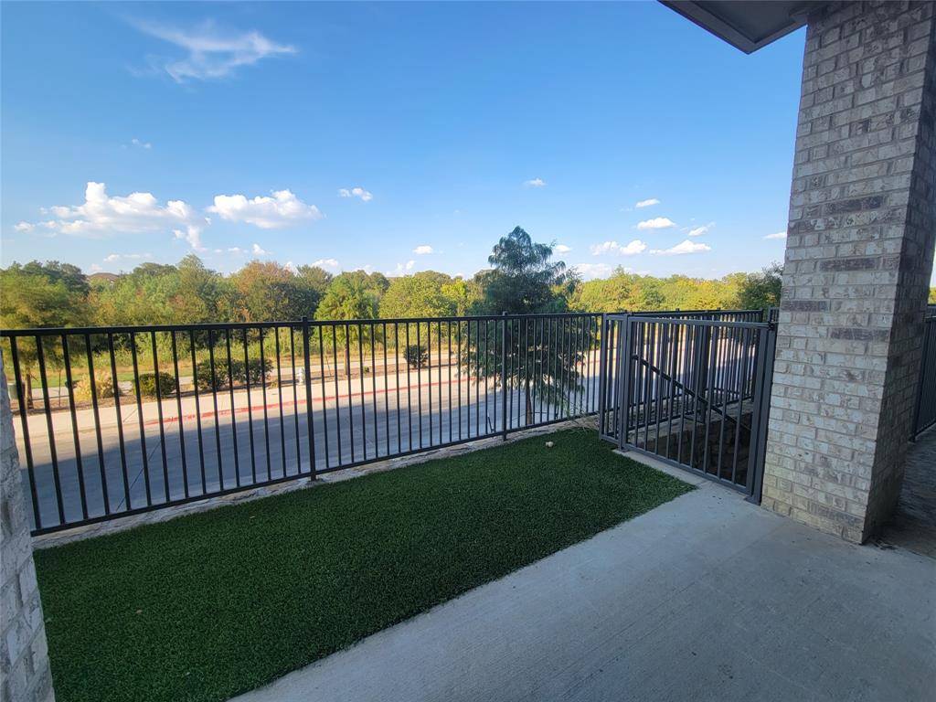2700 Old Denton Road #1032, Carrollton, TX 75007