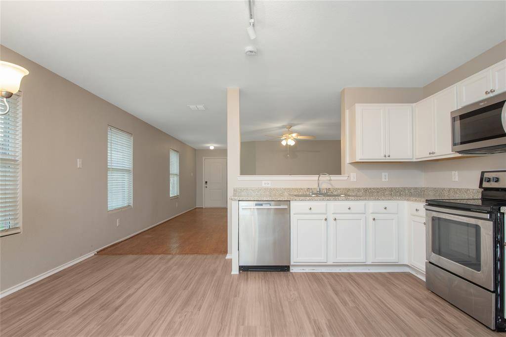 4524 Hounds Tail Lane, Fort Worth, TX 76244