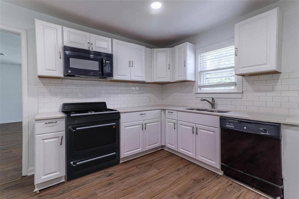 2622 W Johnson Street, Denison, TX 75020