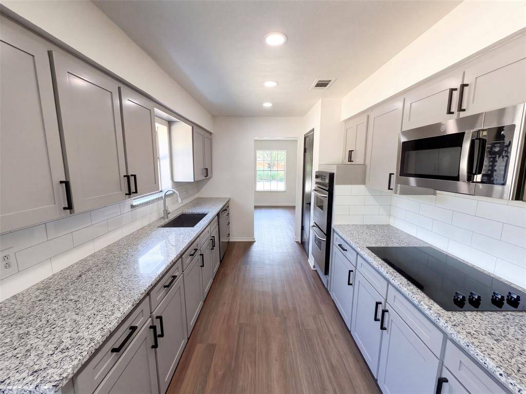 1329 Wellington Drive, Denton, TX 76209