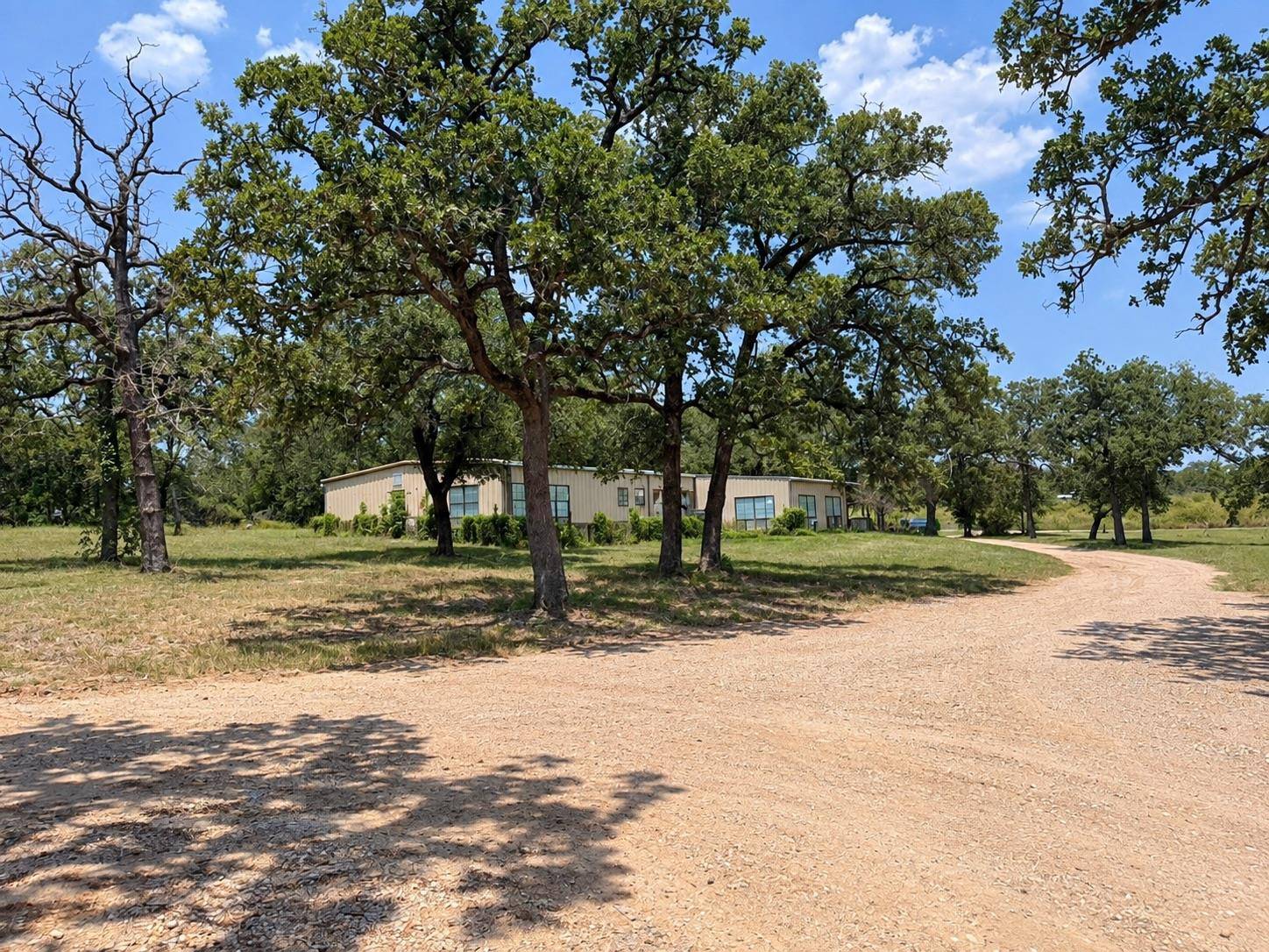 1045 W SH 71 HWY, Bastrop, TX 78602