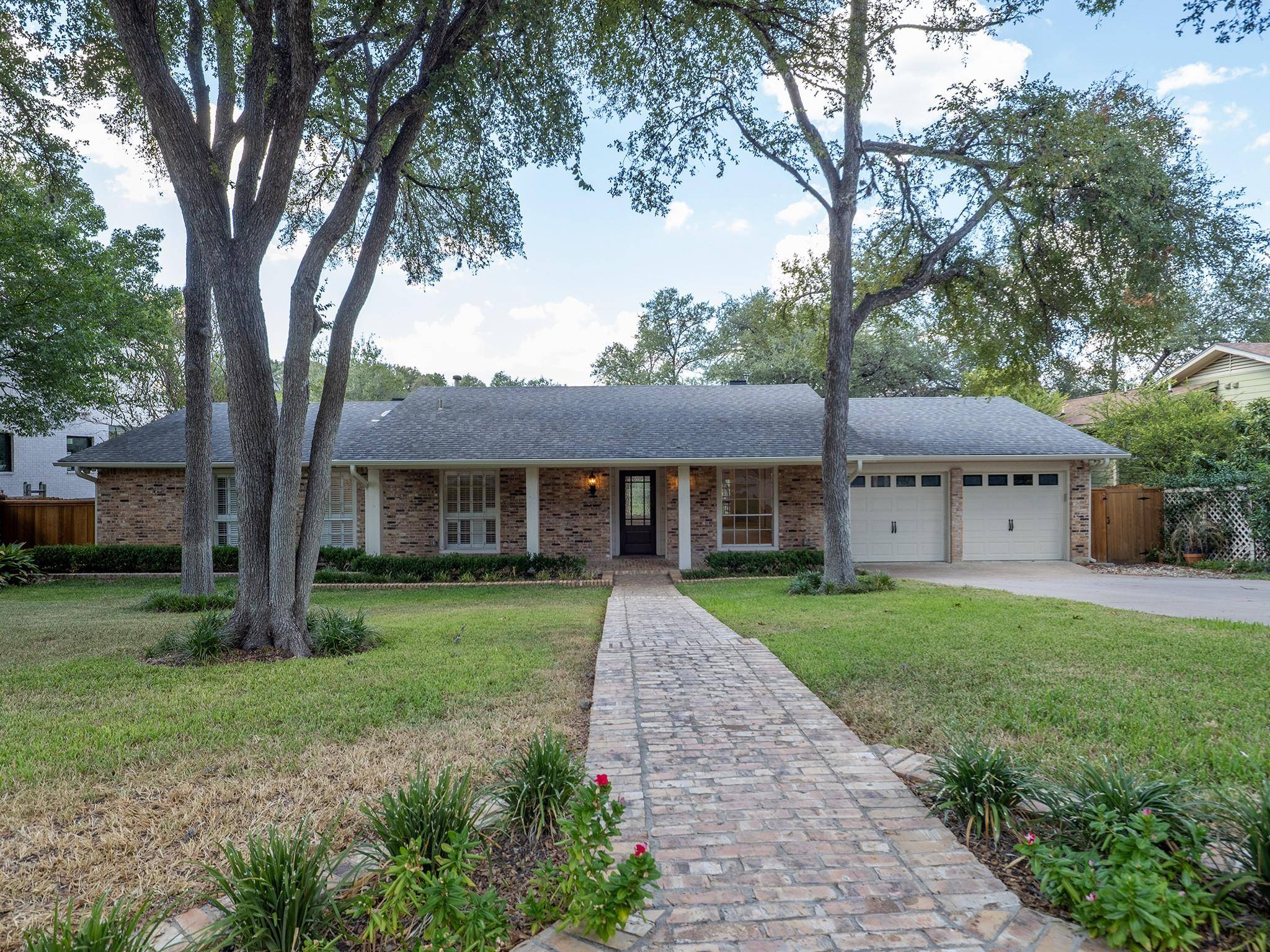 2500 Forest Bend DR, Austin, TX 78704