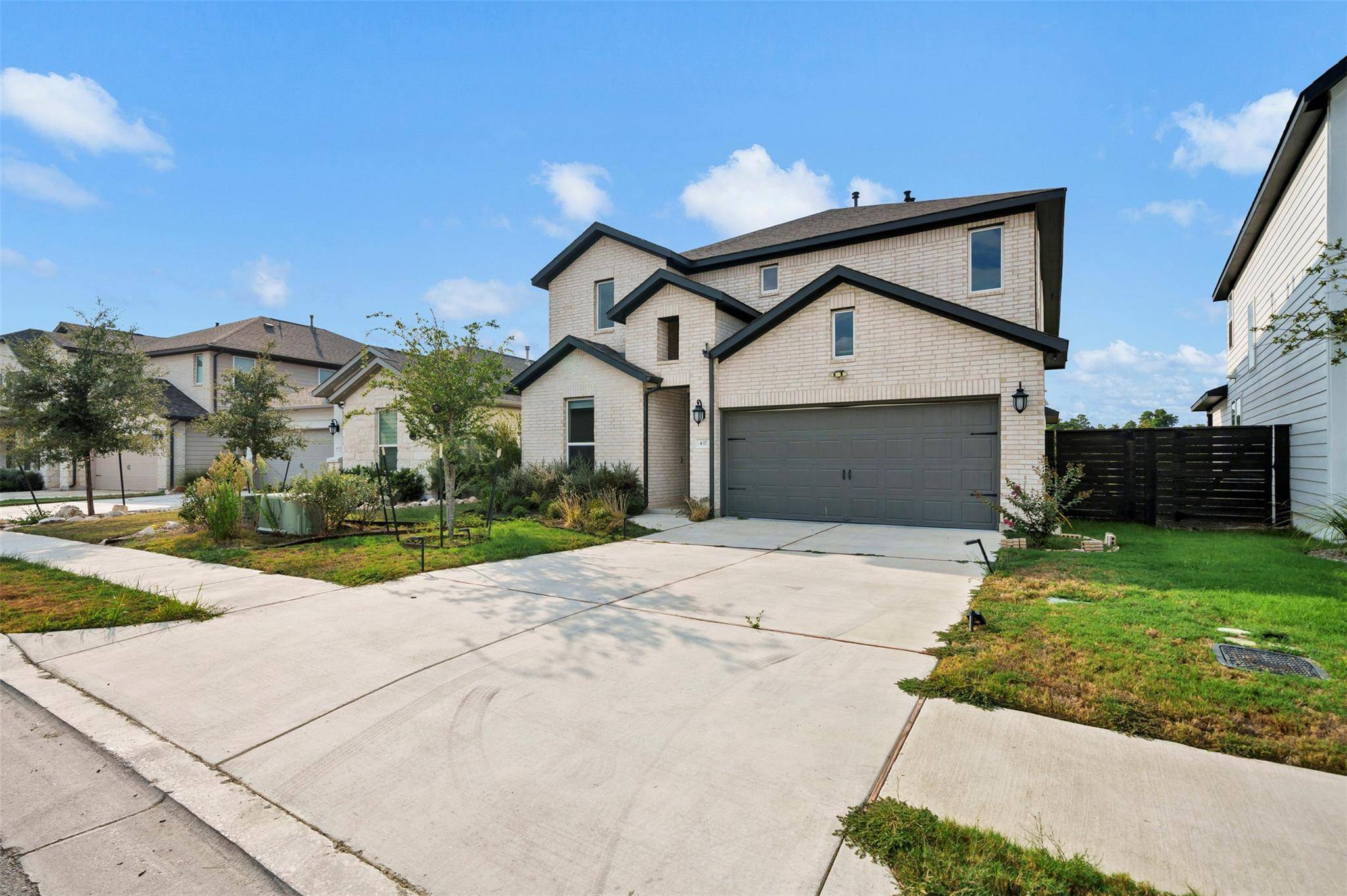 437 Leeward PASS, Leander, TX 78641