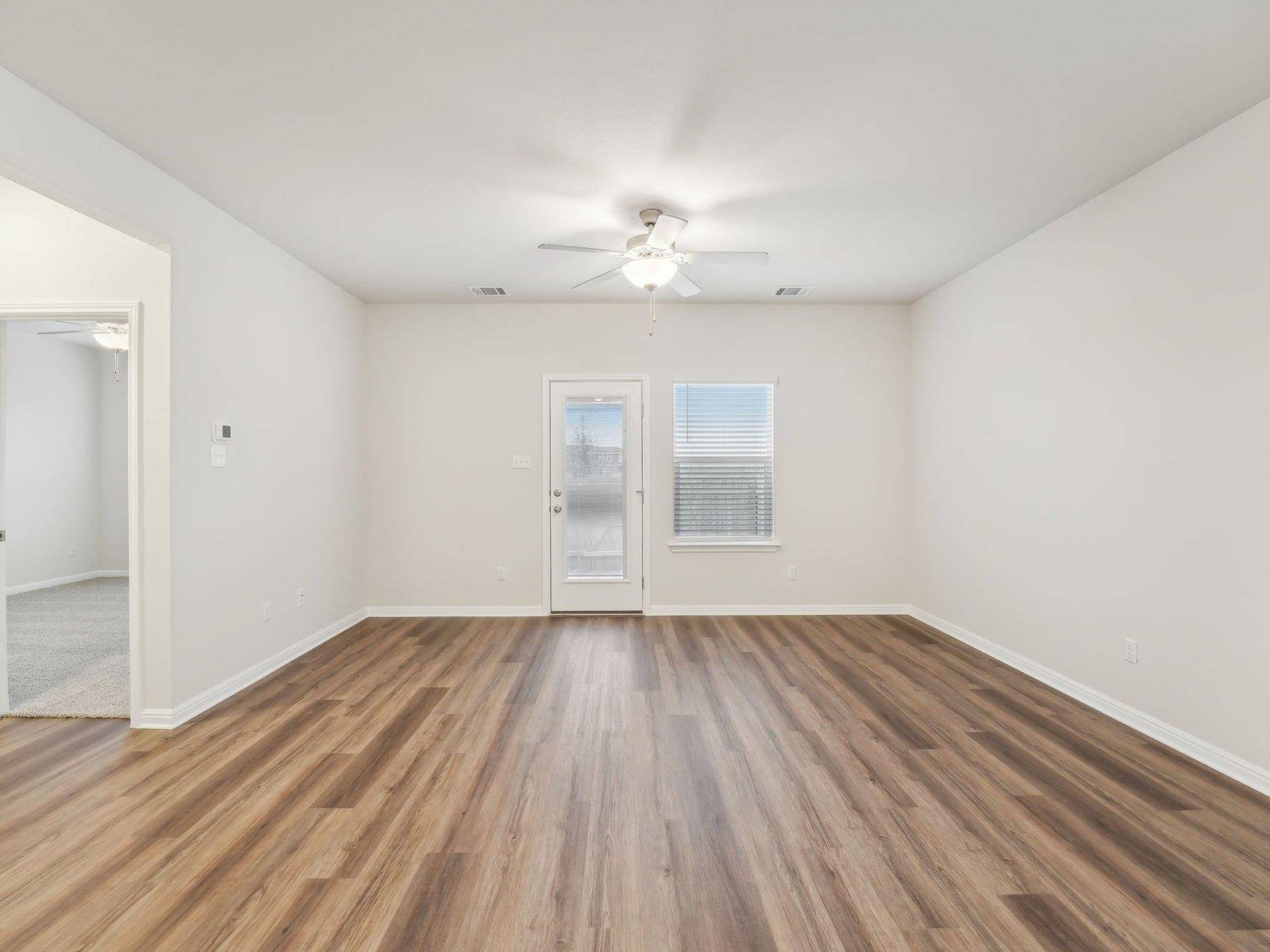 135 Calcite RD #1, Kyle, TX 78640