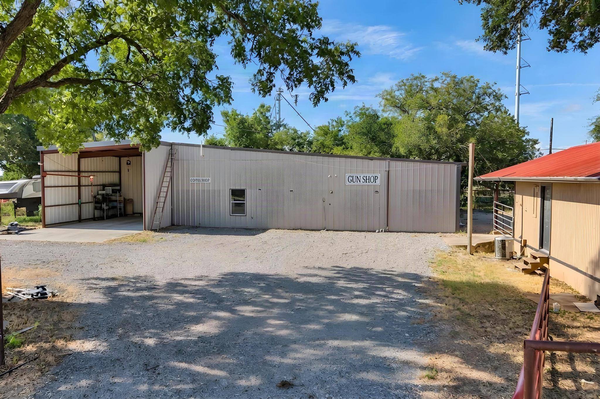 308 S Dalton ST, Bartlett, TX 76511