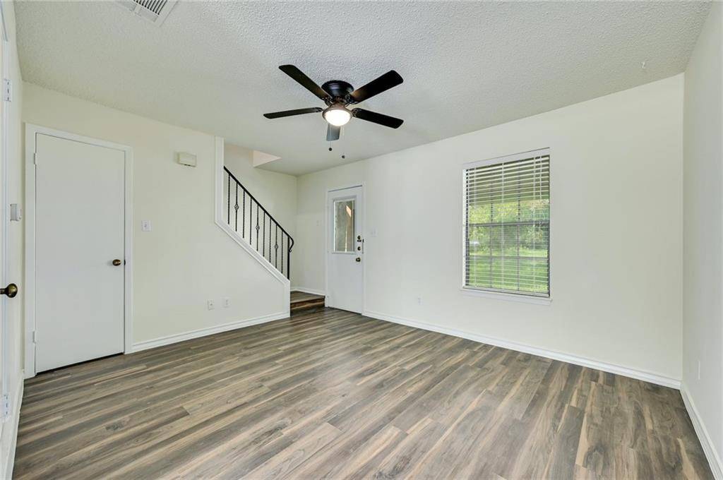 204 Northwest DR #E, Round Rock, TX 78664