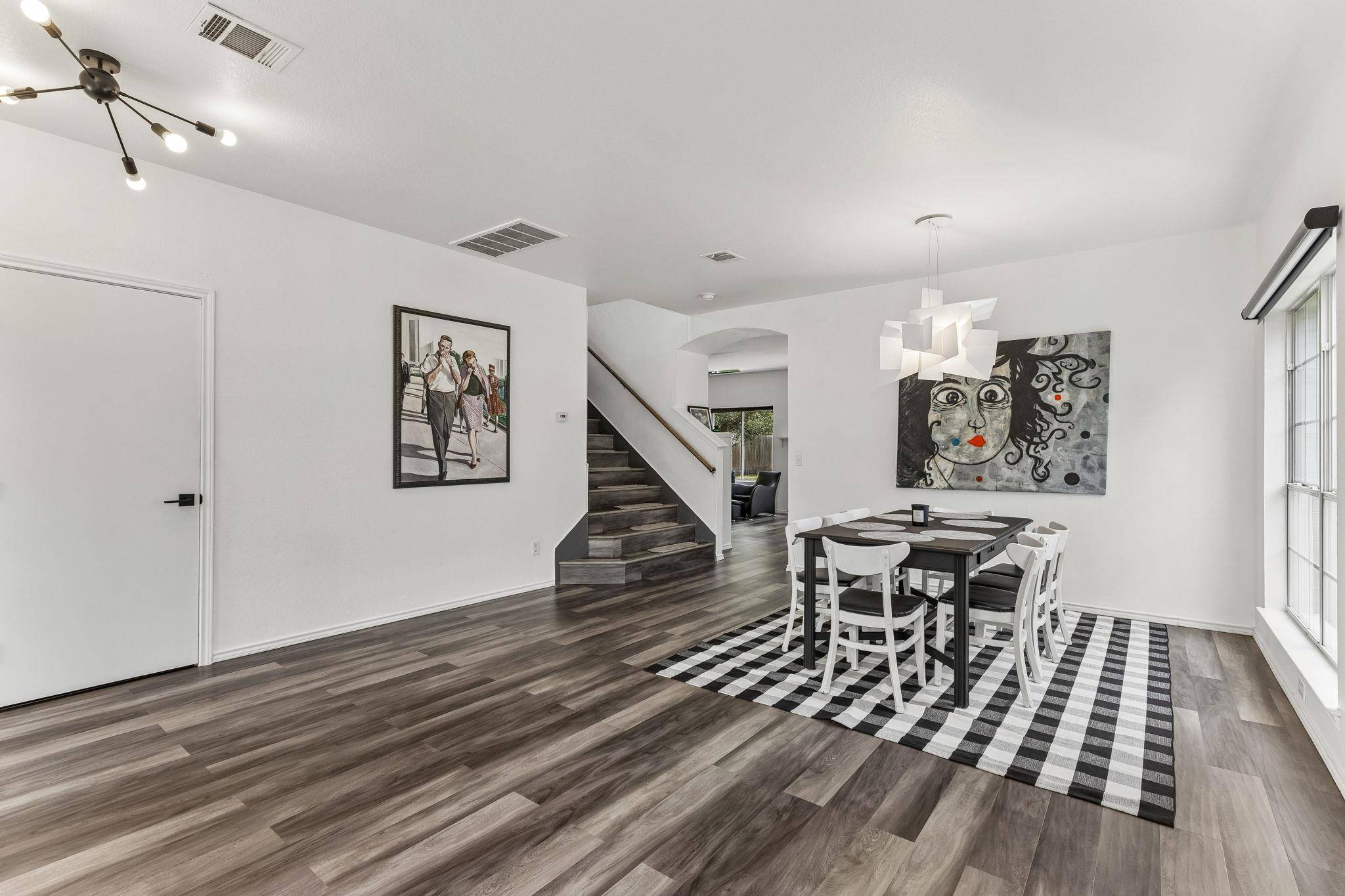 6804 Gabion DR, Austin, TX 78749