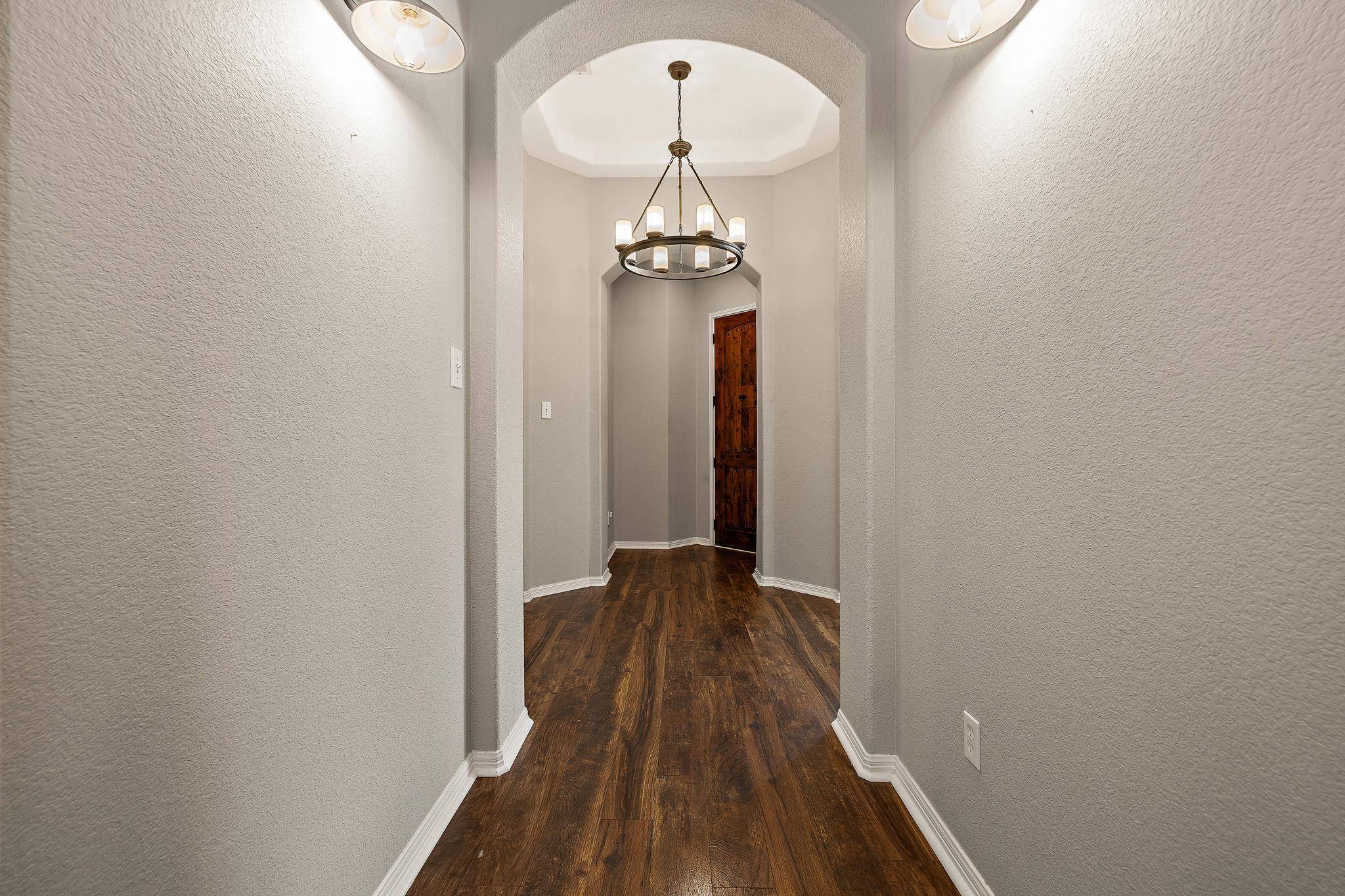 1003 Herrera CT, Hutto, TX 78634