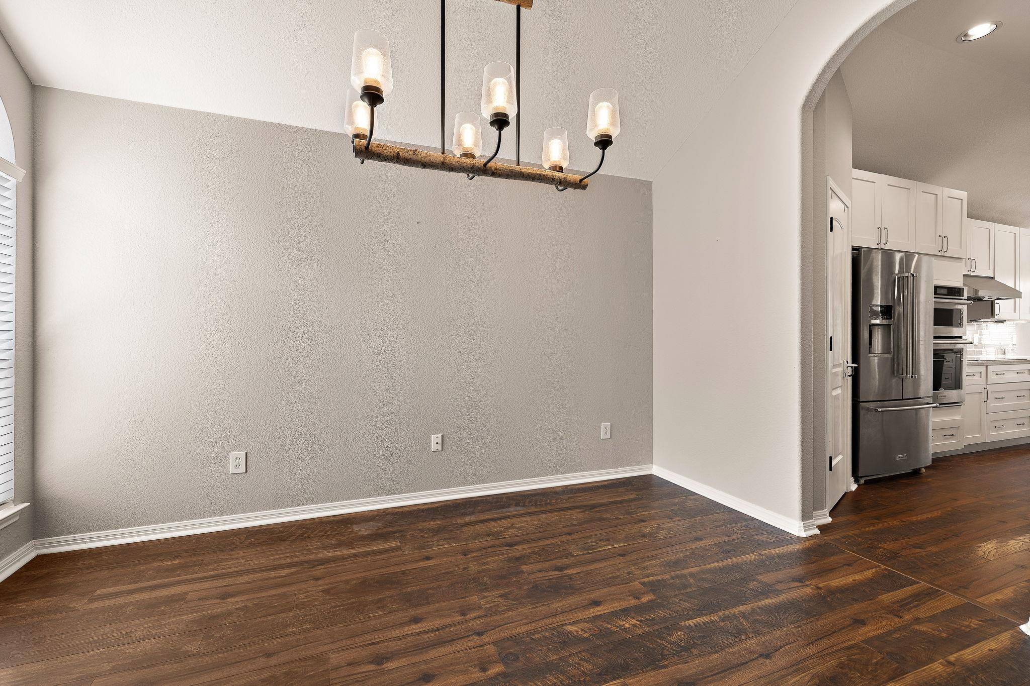 1003 Herrera CT, Hutto, TX 78634