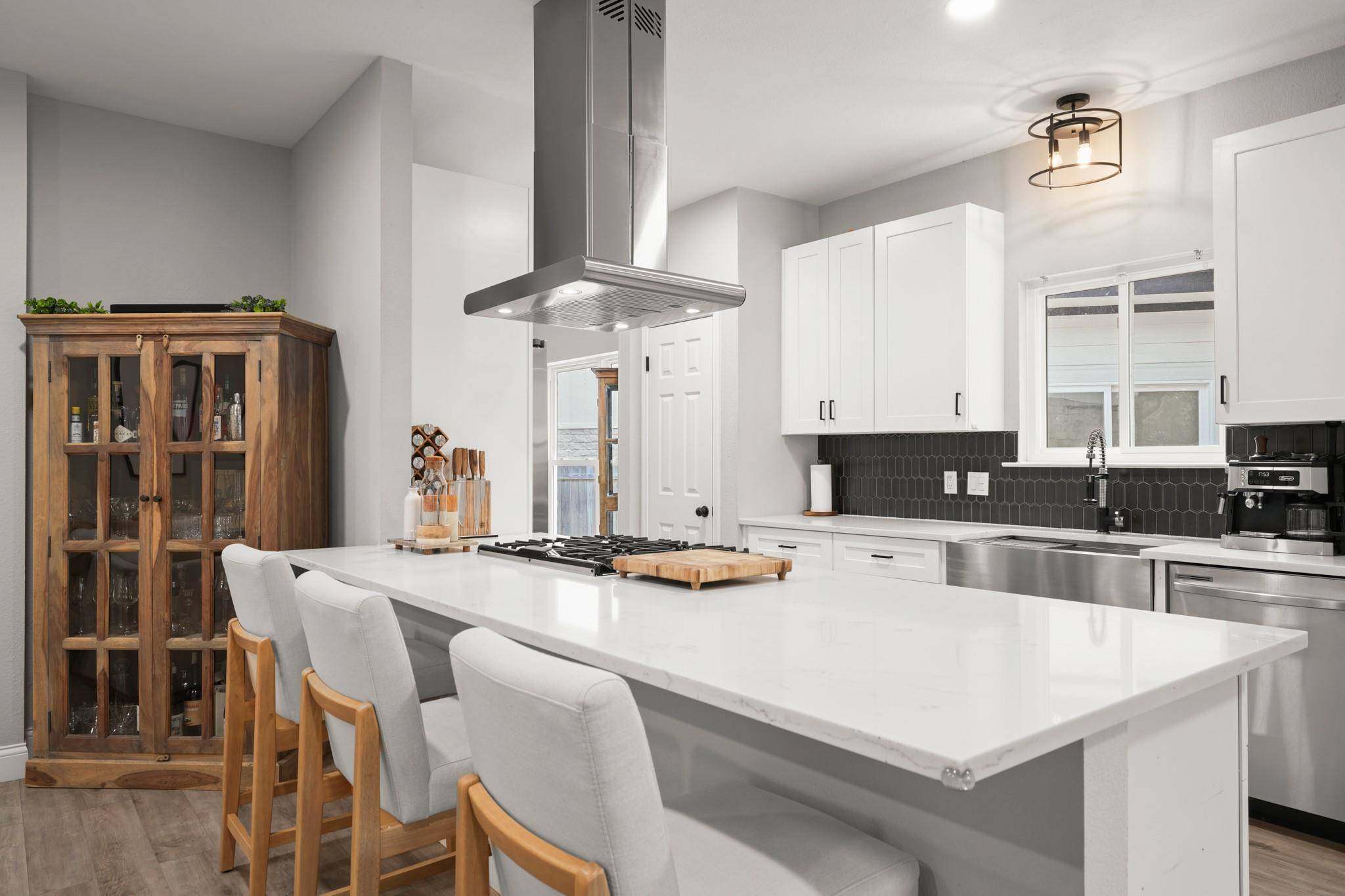 9301 Silk Oak CV, Austin, TX 78748