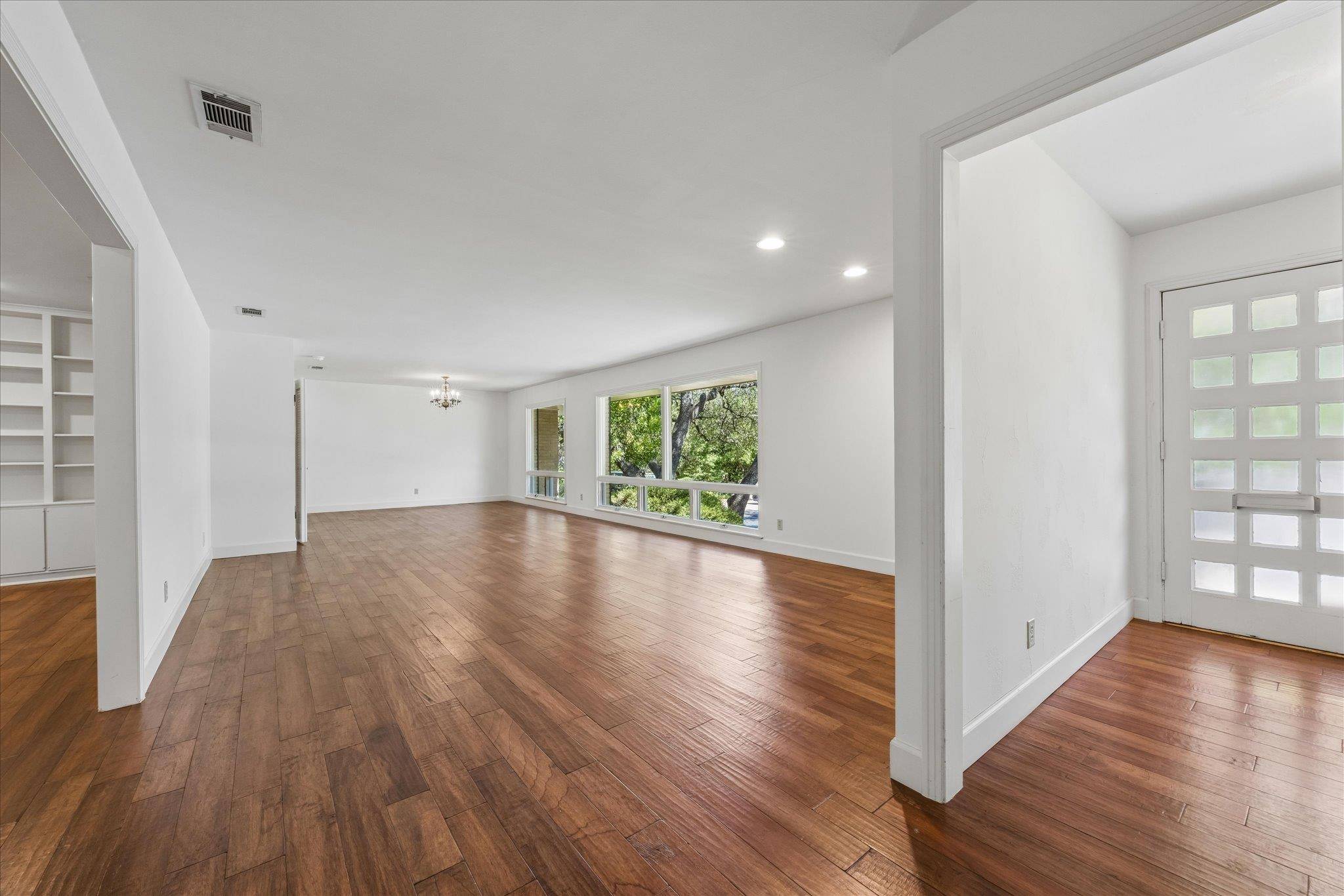 5900 Overlook DR, Austin, TX 78731