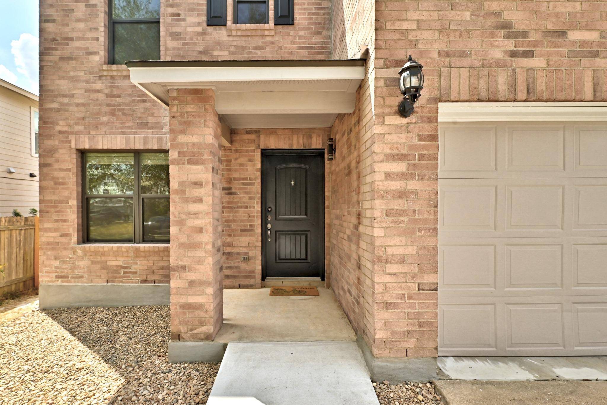 12817 Sexson Ridge CV, Del Valle, TX 78617