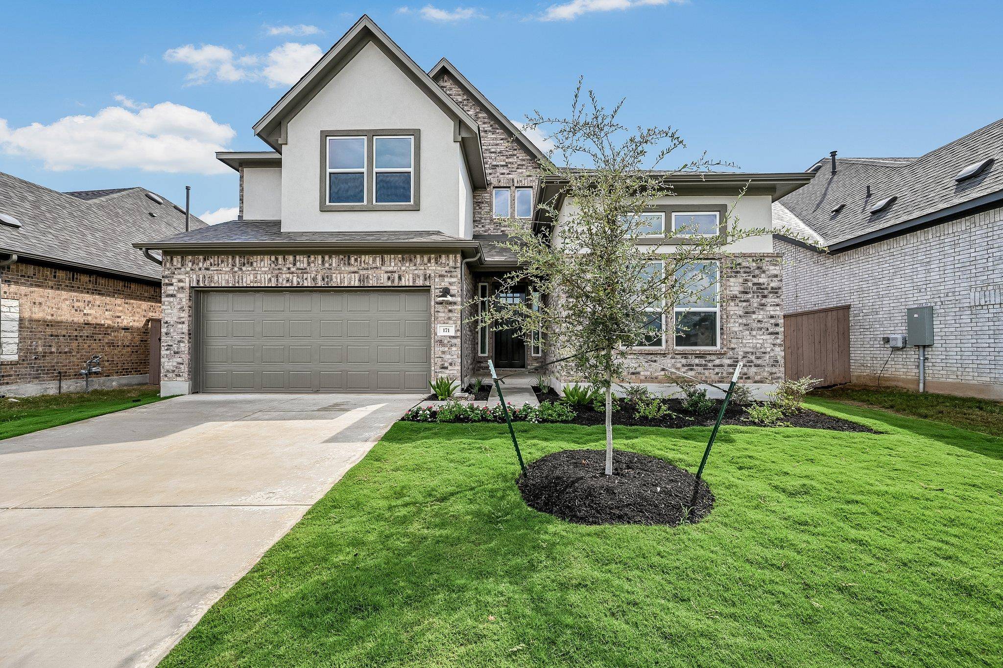 171 Smithsonian LN, Kyle, TX 78640