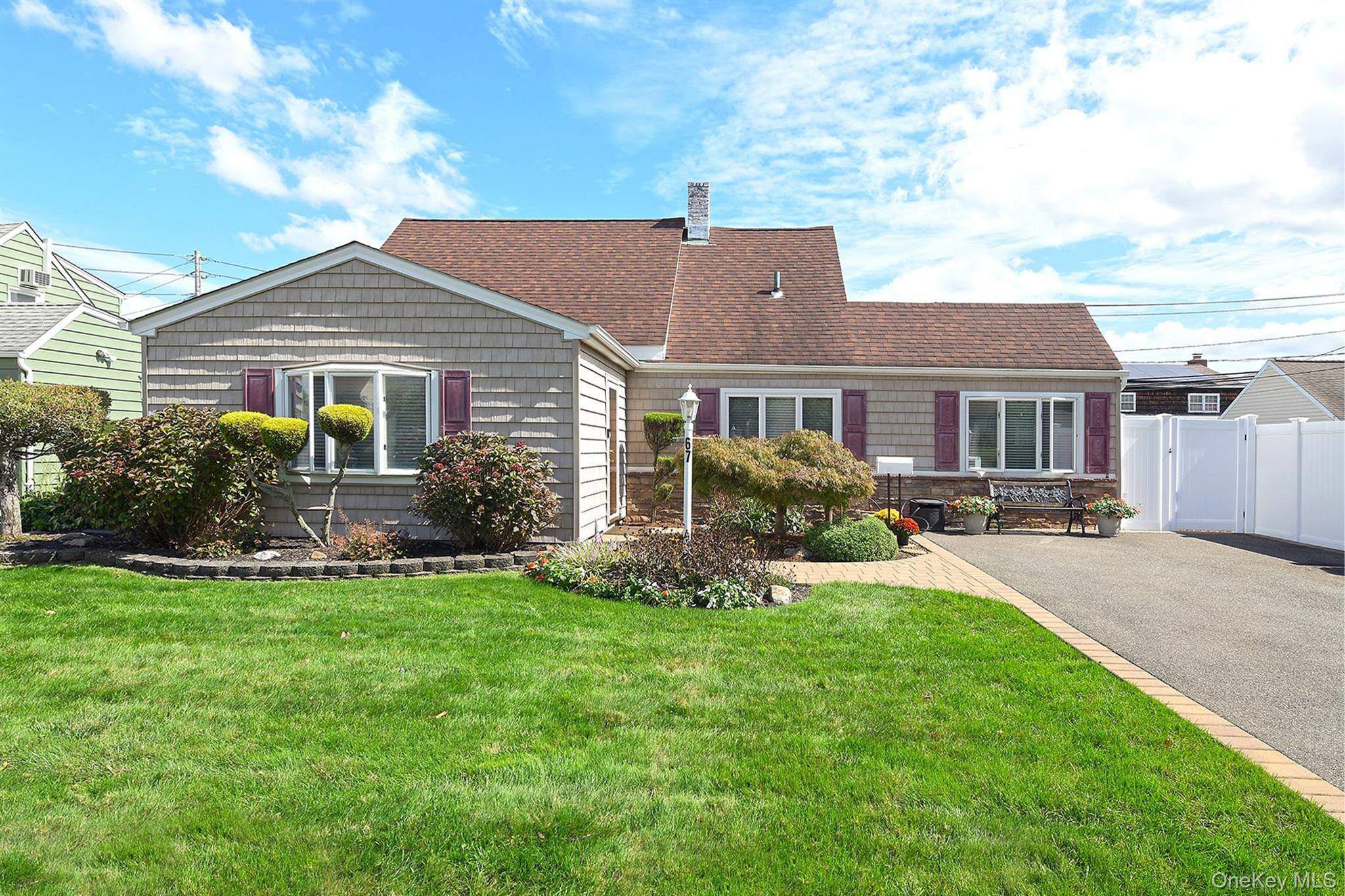 67 Wolcott RD, Levittown, NY 11756