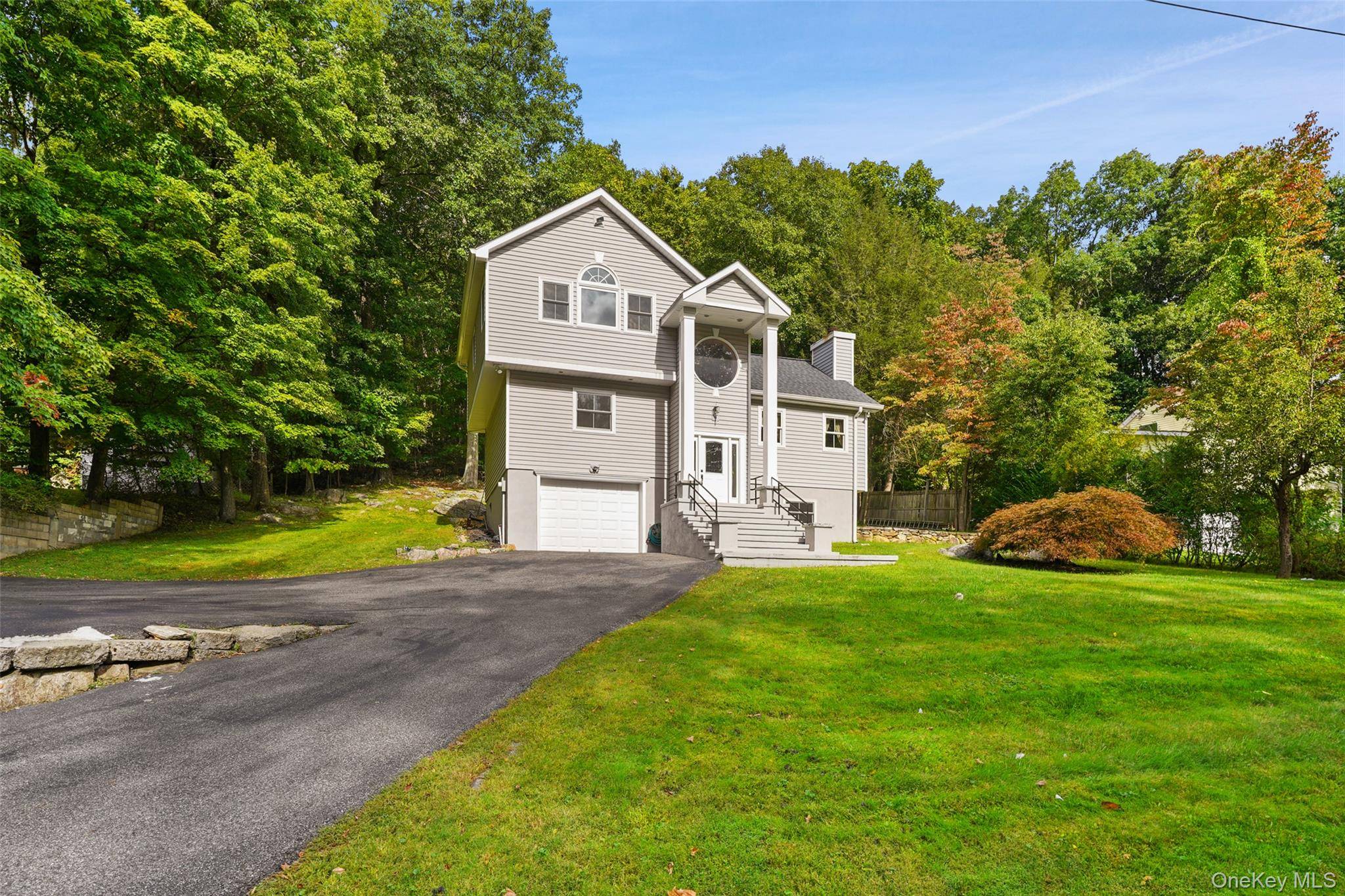 17 Glenna DR, Carmel, NY 10512