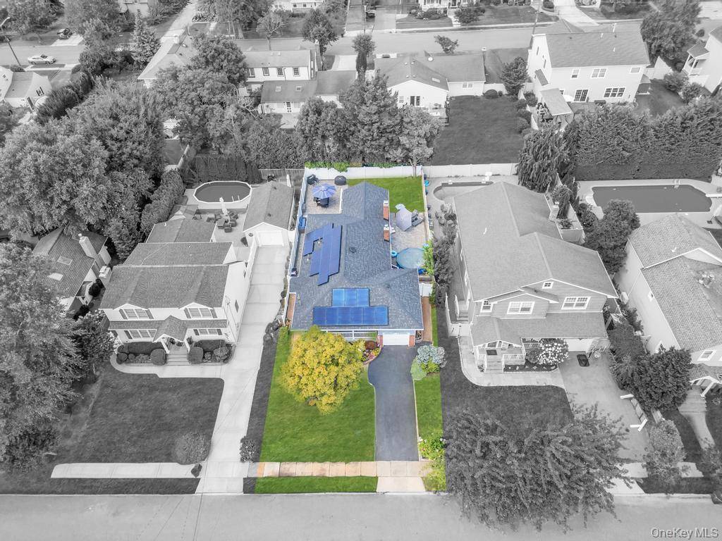 2327 Cleveland ST, Bellmore, NY 11710