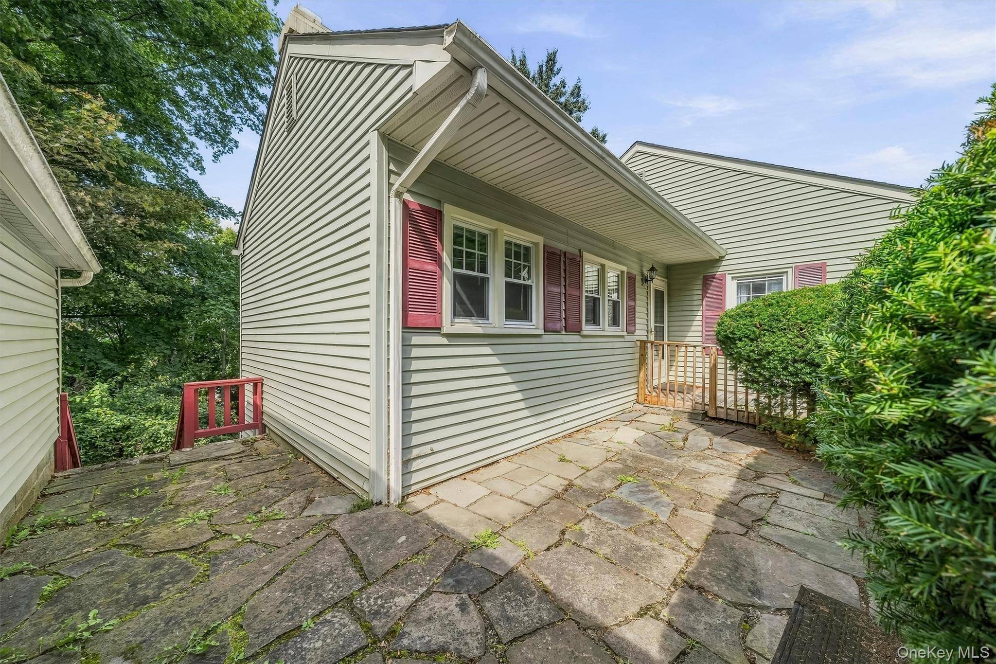 22 Sunrise HTS, Goshen, NY 10924