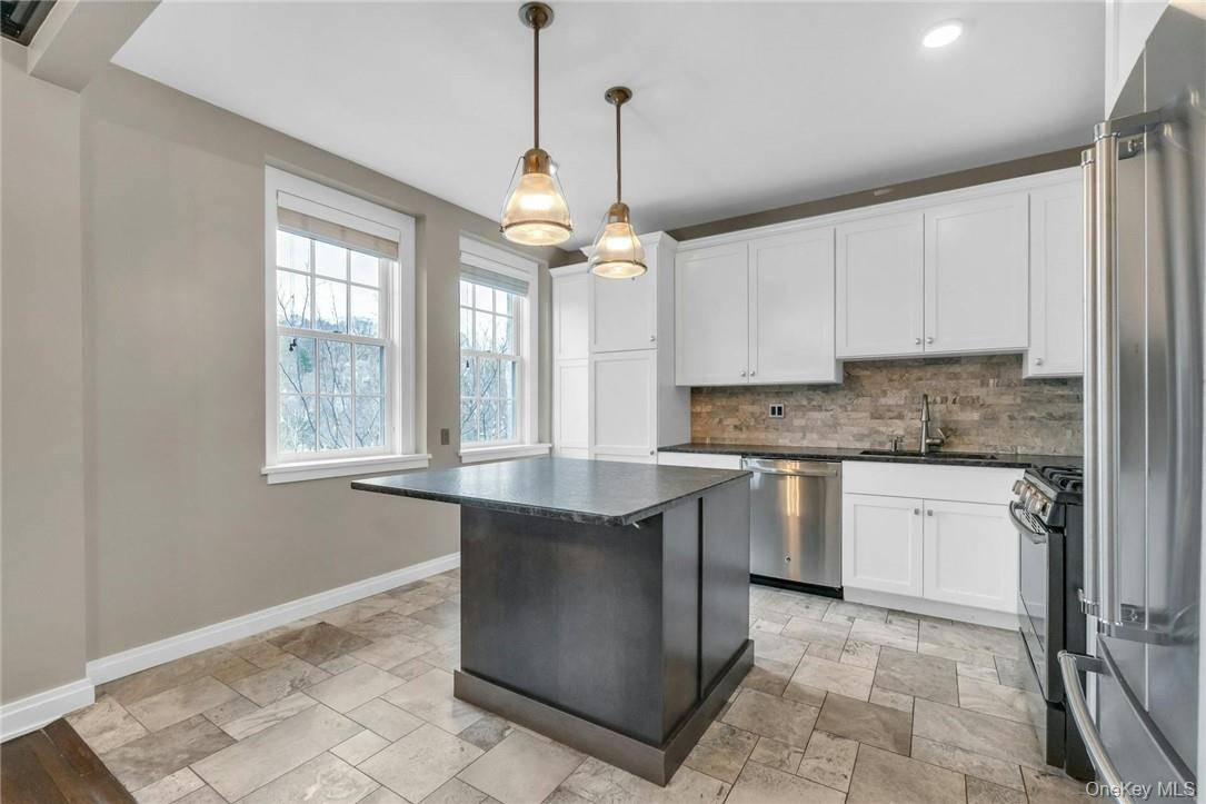 26 E Parkway #11S, Scarsdale, NY 10583