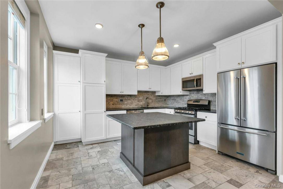 26 E Parkway #11S, Scarsdale, NY 10583