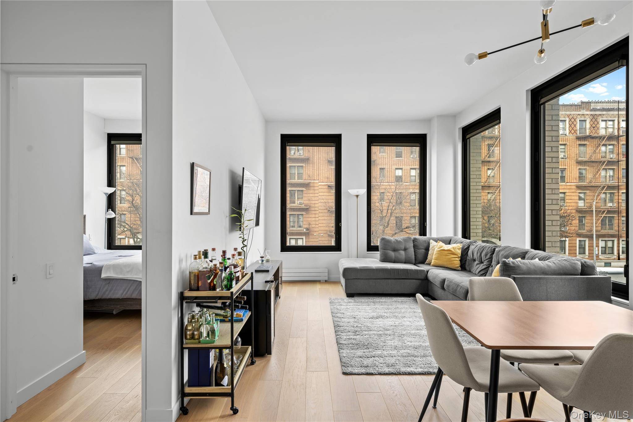 21-21 31st ST #2L, Astoria, NY 11105