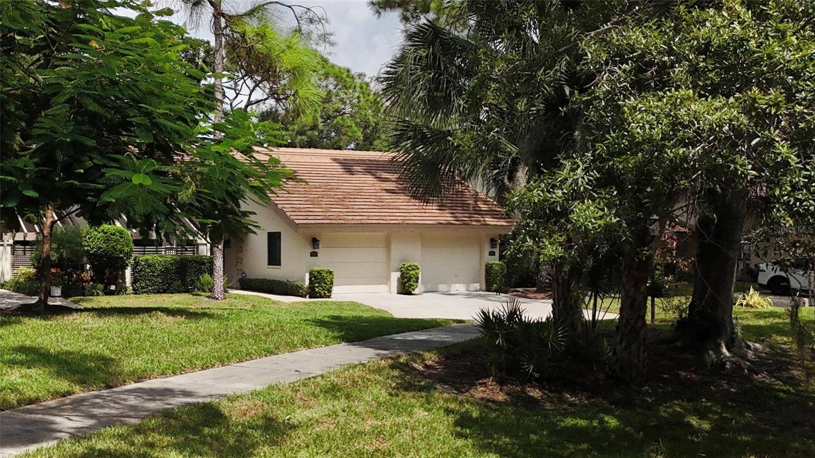 3266 SANDLEHEATH #51, Sarasota, FL 34235