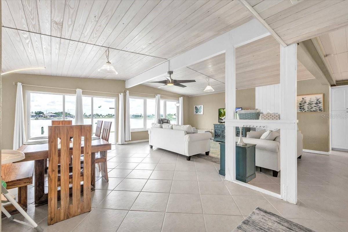 168 MORGAN LN SE, Port Charlotte, FL 33952