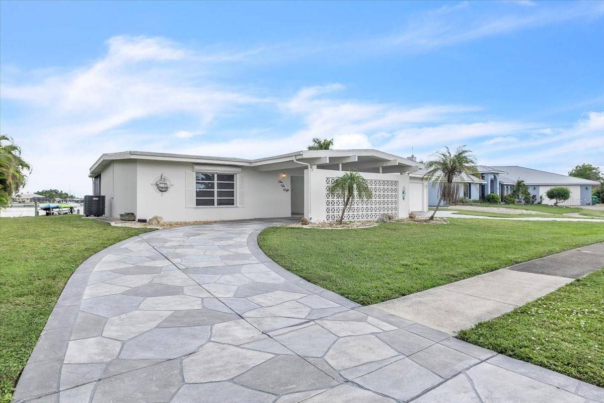 168 MORGAN LN SE, Port Charlotte, FL 33952