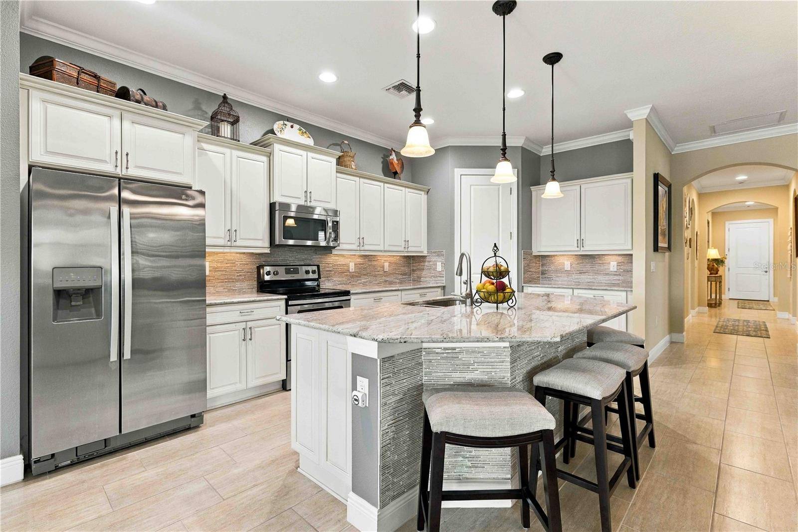23739 WAVERLY CIR, Venice, FL 34293