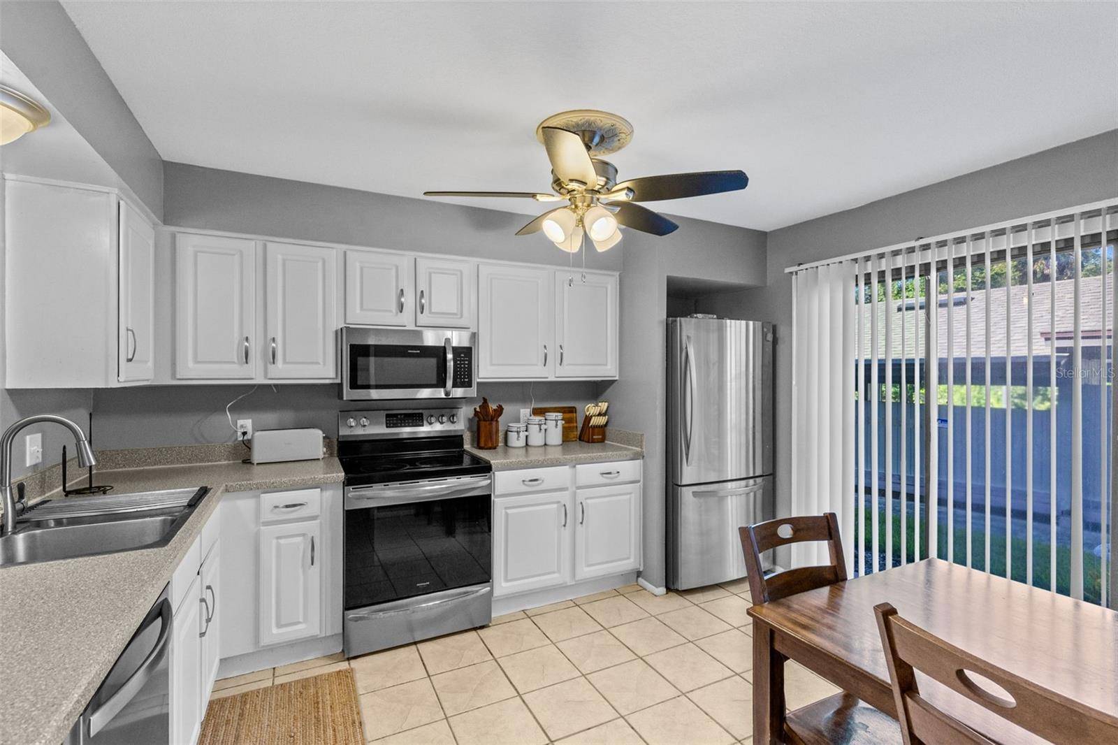658 LAKE VILLAS DR, Altamonte Springs, FL 32701