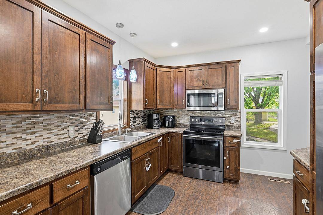 134 7th AVE N, Waite Park, MN 56387