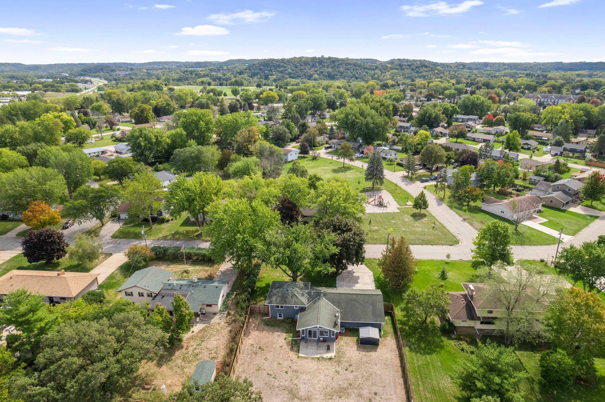 319 Cannon View DR, Red Wing, MN 55066