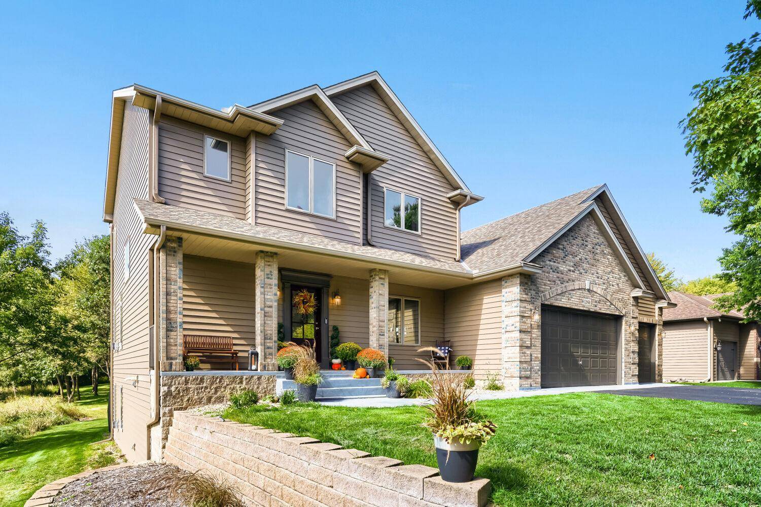 12860 Palisade ST NE, Blaine, MN 55449