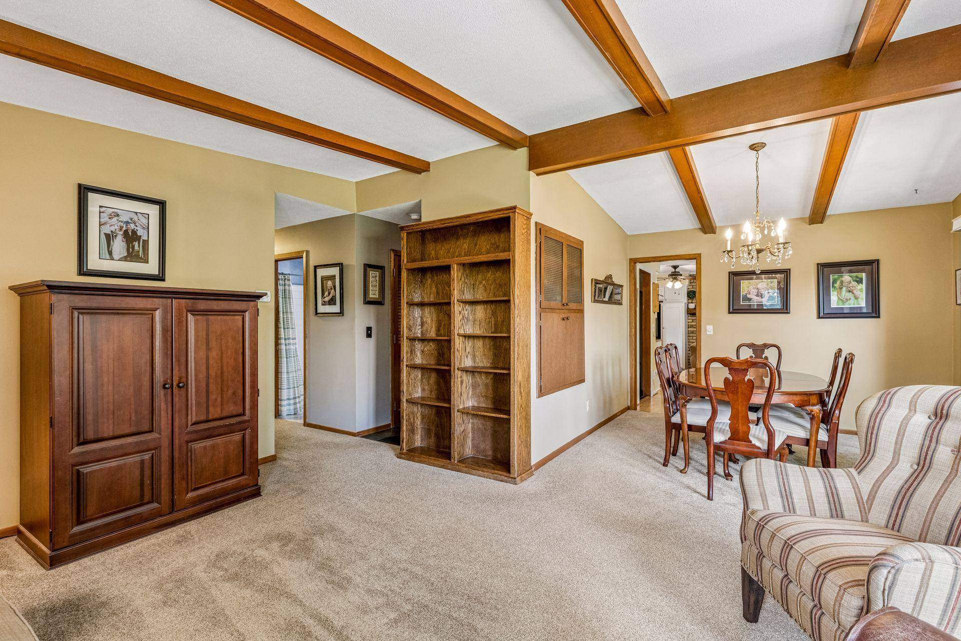 95 15th AVE SW, New Brighton, MN 55112