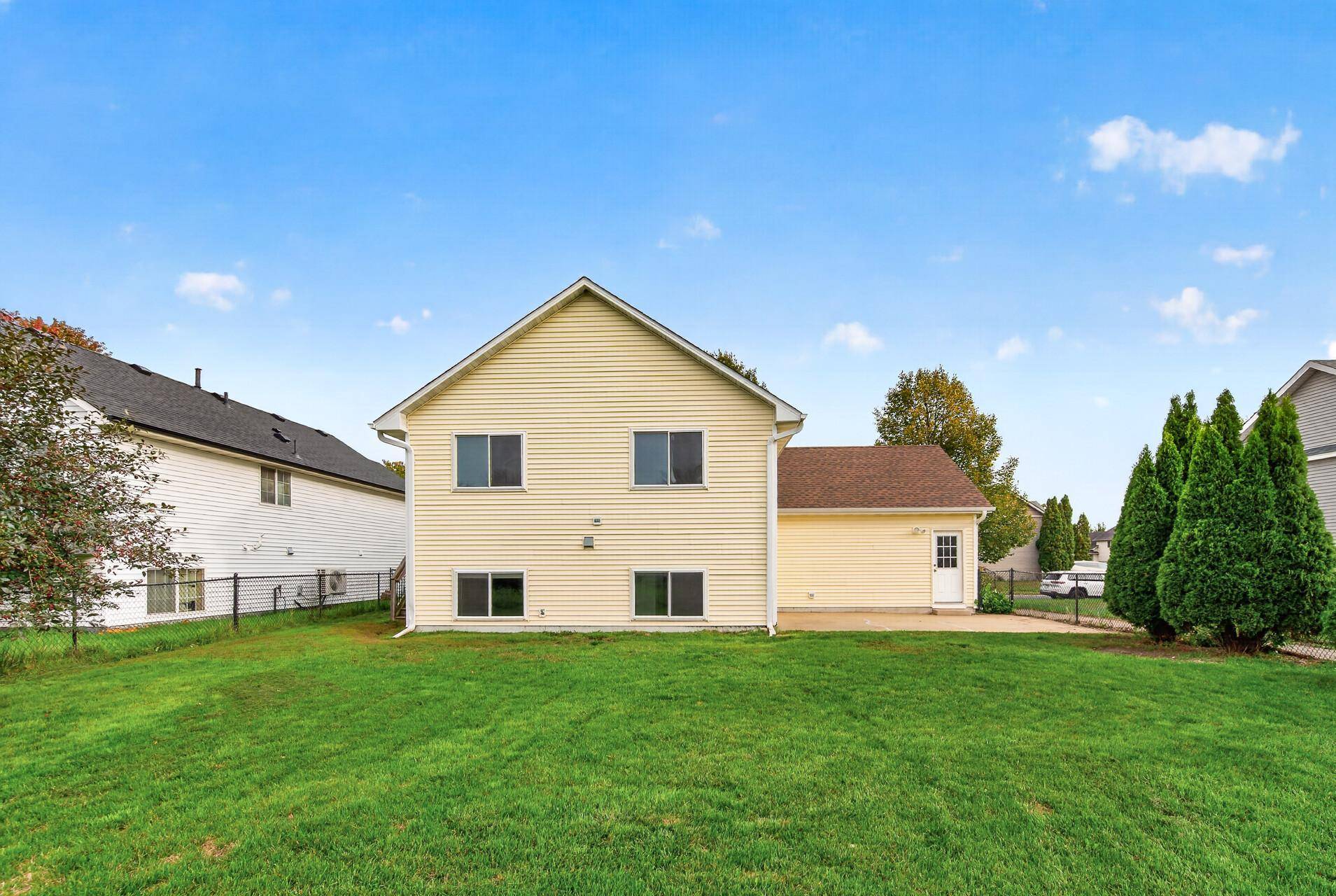 1212 Elm ST, Farmington, MN 55024