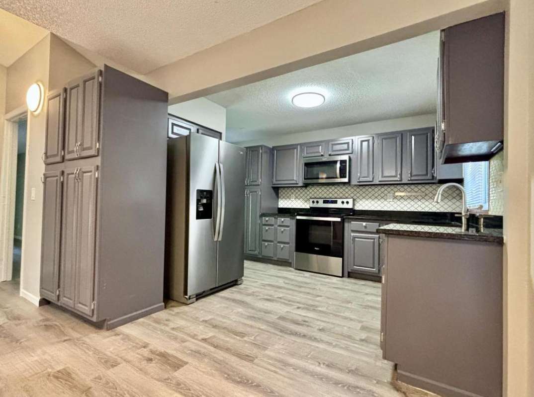 1414 W Danube RD, Fridley, MN 55432
